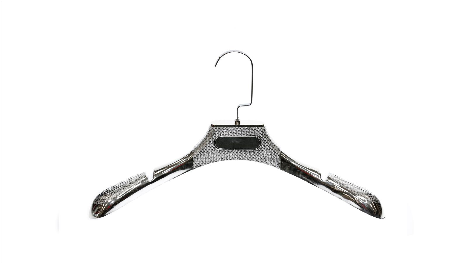 KLEIDERBÜGEL - CLOTHES HANGERS